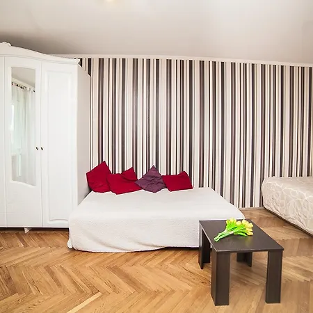 Tanka 16 Apartament
